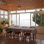 By The Sea Brela, Makarska - 6674 アパート *