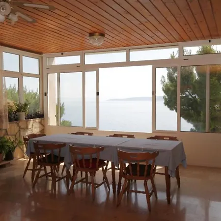 By The Sea Brela, Makarska - 6674 Apartment *